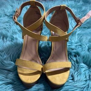 Charlotte Russe Mustard wedges
